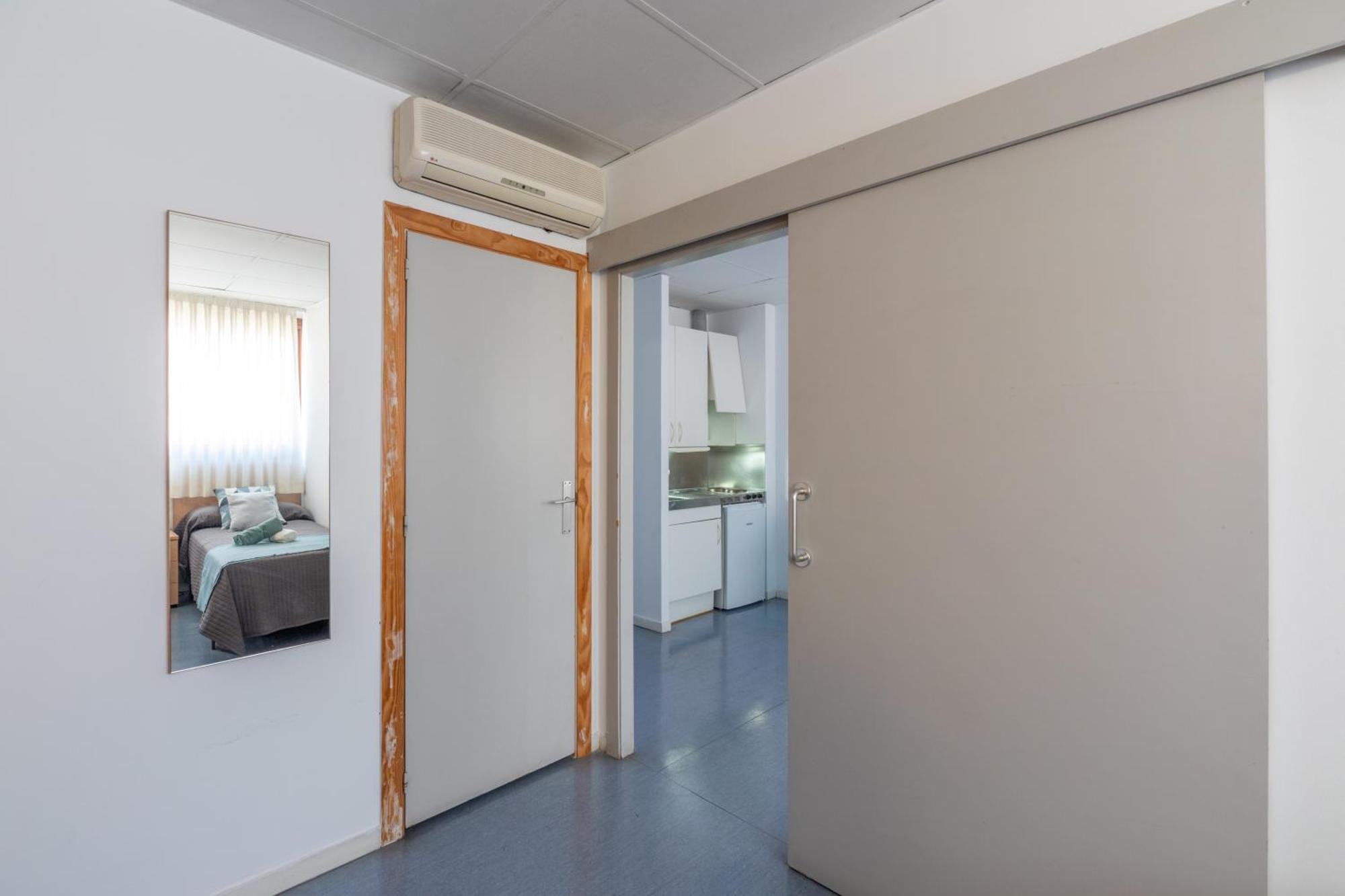 Residencia Universitaria Resa Lesseps Barcelona Kültér fotó